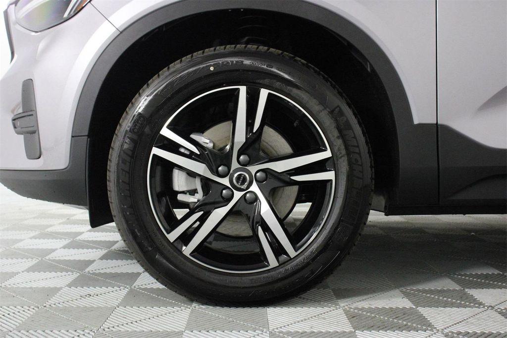 new 2026 Volvo XC40 car, priced at $45,995