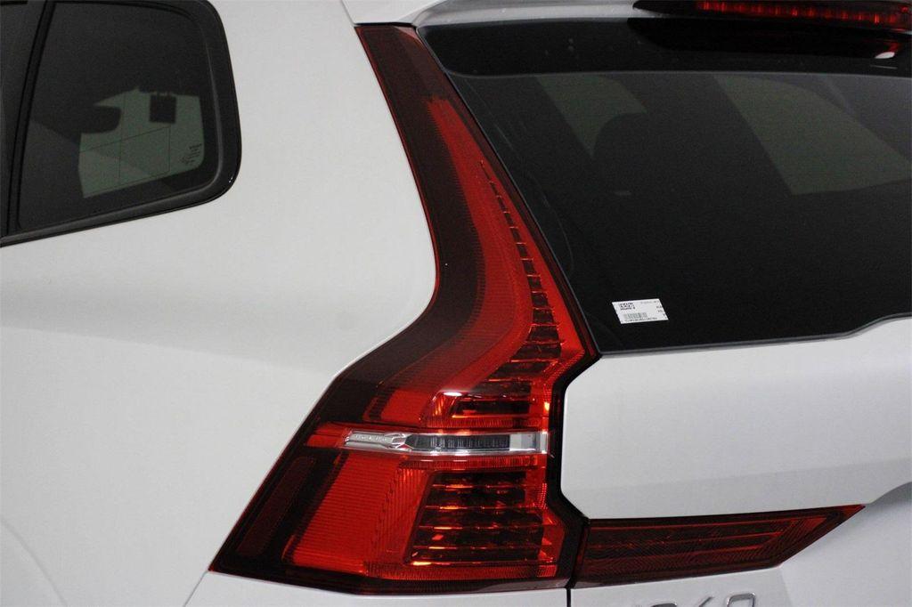 new 2025 Volvo XC60 car, priced at $39,095