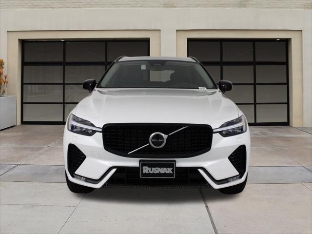 new 2025 Volvo XC60 car, priced at $49,095