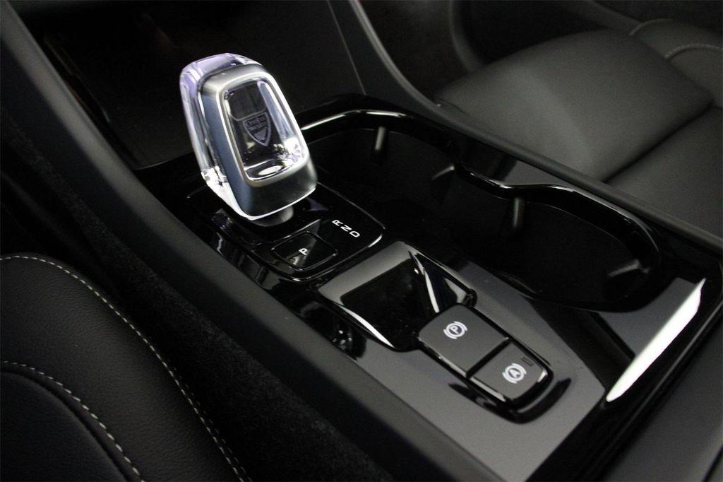 new 2025 Volvo XC40 car, priced at $51,590