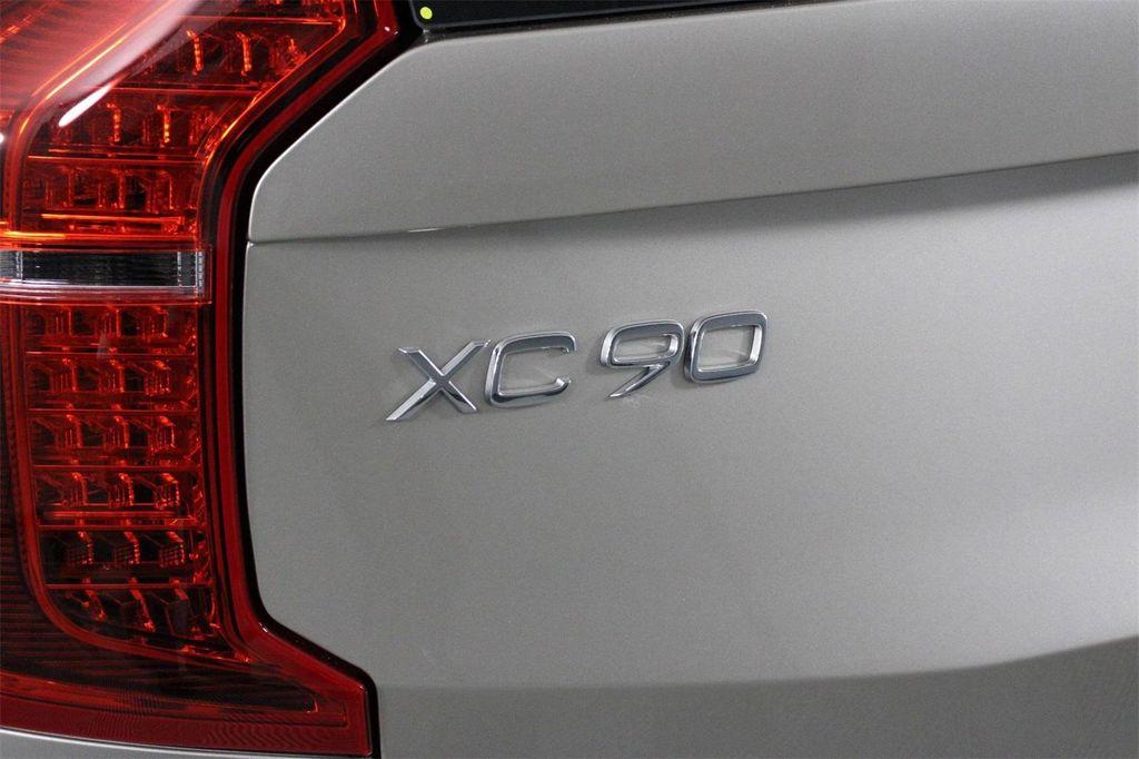 used 2025 Volvo XC90 car, priced at $59,495