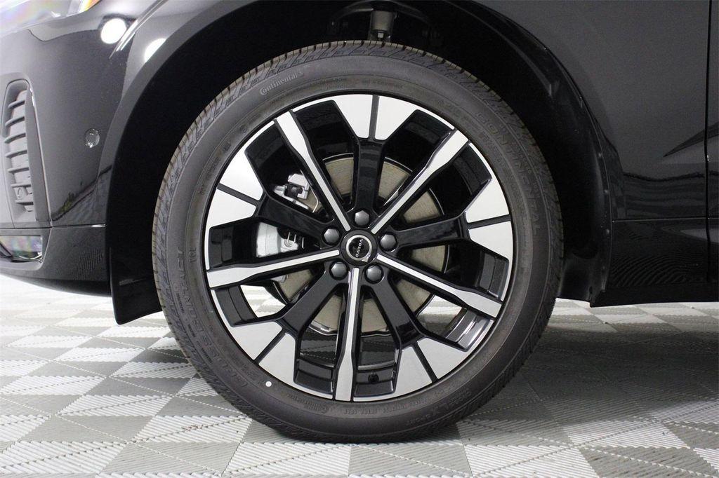 new 2026 Volvo XC60 car, priced at $56,395