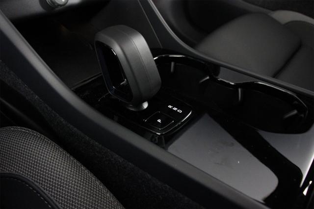 new 2025 Volvo EX40 car, priced at $54,795