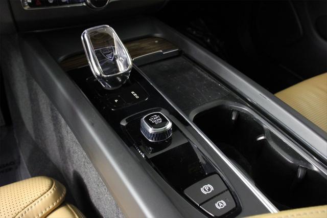 used 2022 Volvo XC60 car, priced at $36,516