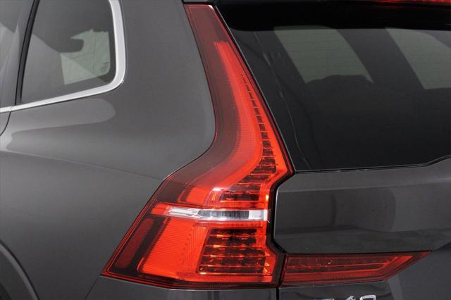 used 2022 Volvo XC60 car, priced at $36,516