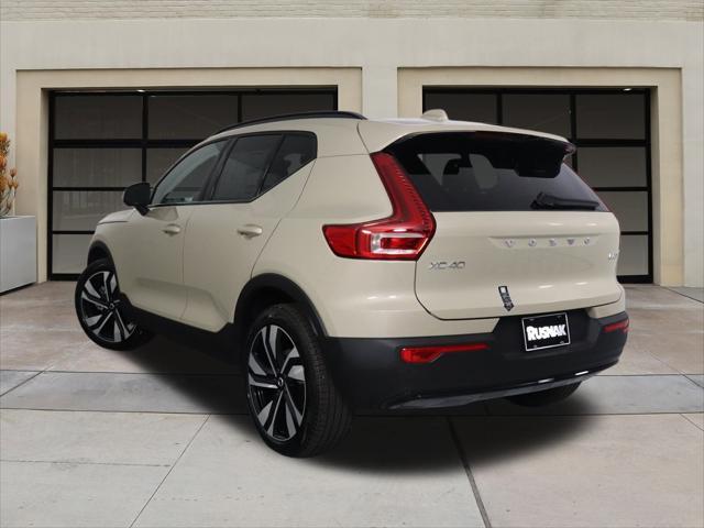 new 2025 Volvo XC40 car, priced at $50,825