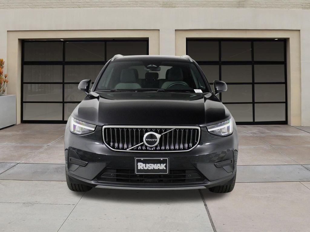 used 2025 Volvo XC40 car, priced at $29,995
