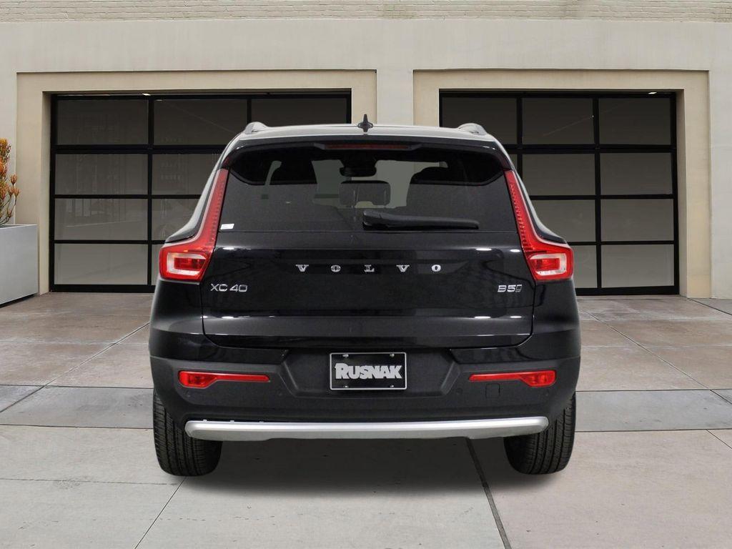 used 2025 Volvo XC40 car, priced at $29,995