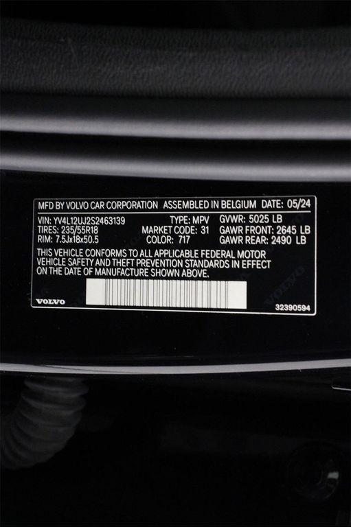 used 2025 Volvo XC40 car, priced at $29,995