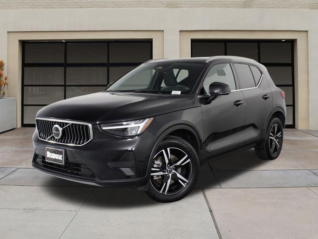 used 2025 Volvo XC40 car, priced at $29,995