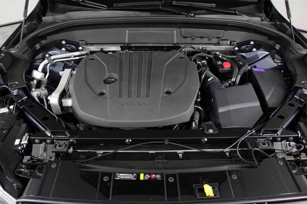 new 2026 Volvo XC60 car, priced at $57,985
