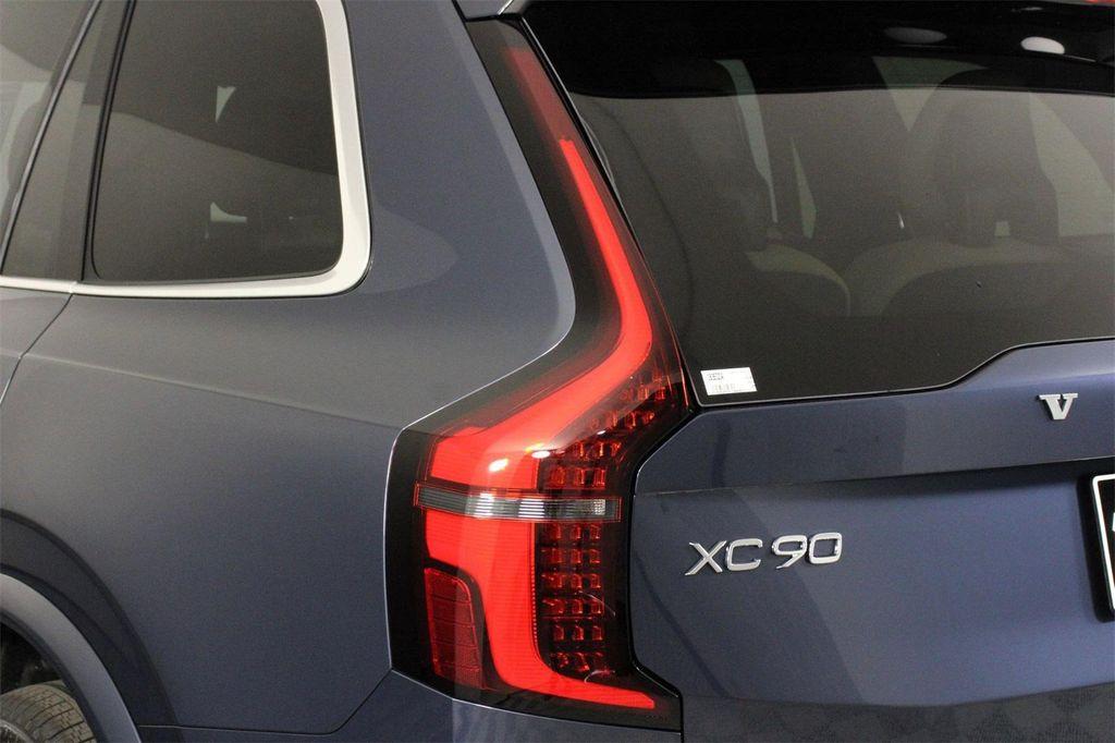 new 2026 Volvo XC90 car, priced at $71,825