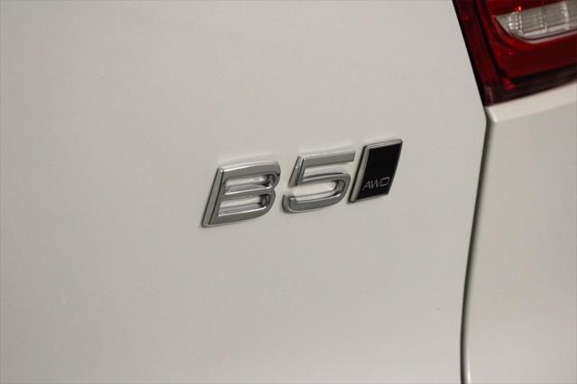used 2025 Volvo XC40 car, priced at $37,997