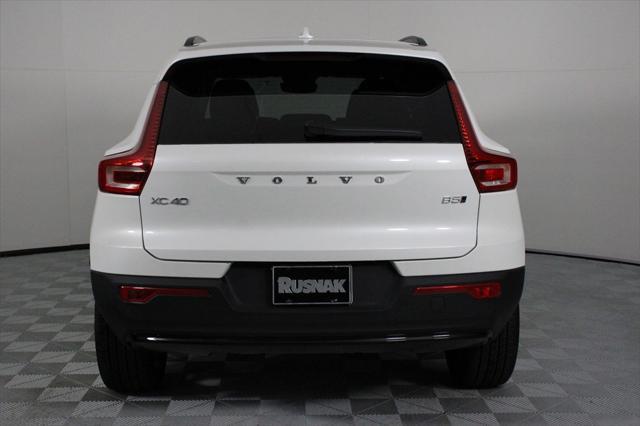 used 2025 Volvo XC40 car, priced at $37,997