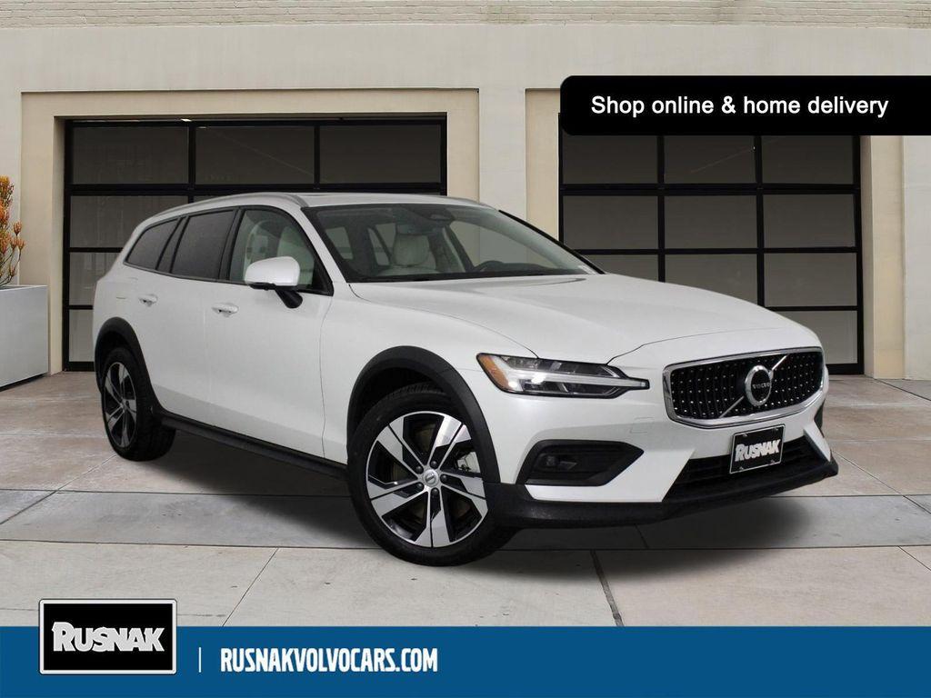 used 2025 Volvo V60 Cross Country car, priced at $42,895