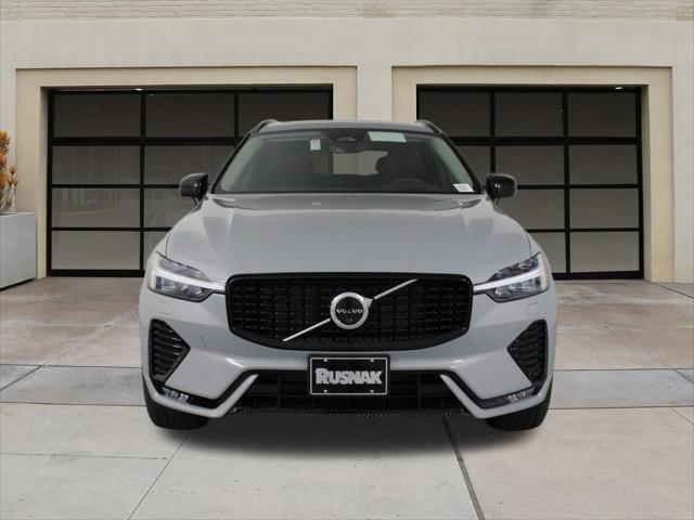 new 2025 Volvo XC60 car, priced at $61,025