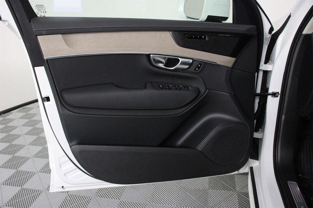 used 2025 Volvo XC90 car, priced at $58,595