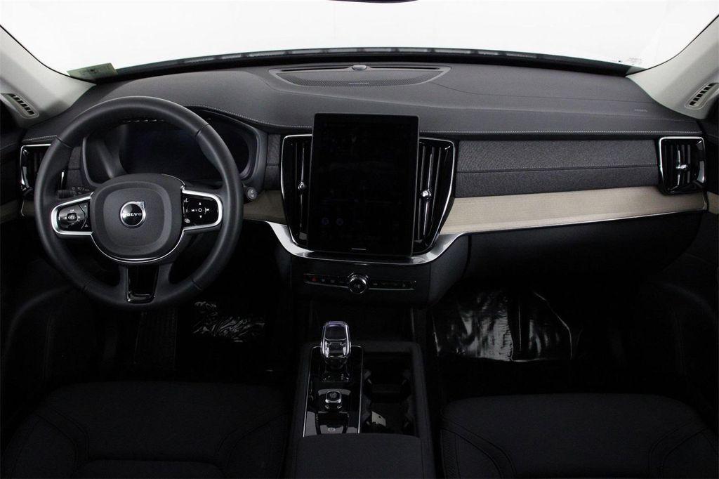 used 2025 Volvo XC90 car, priced at $58,595