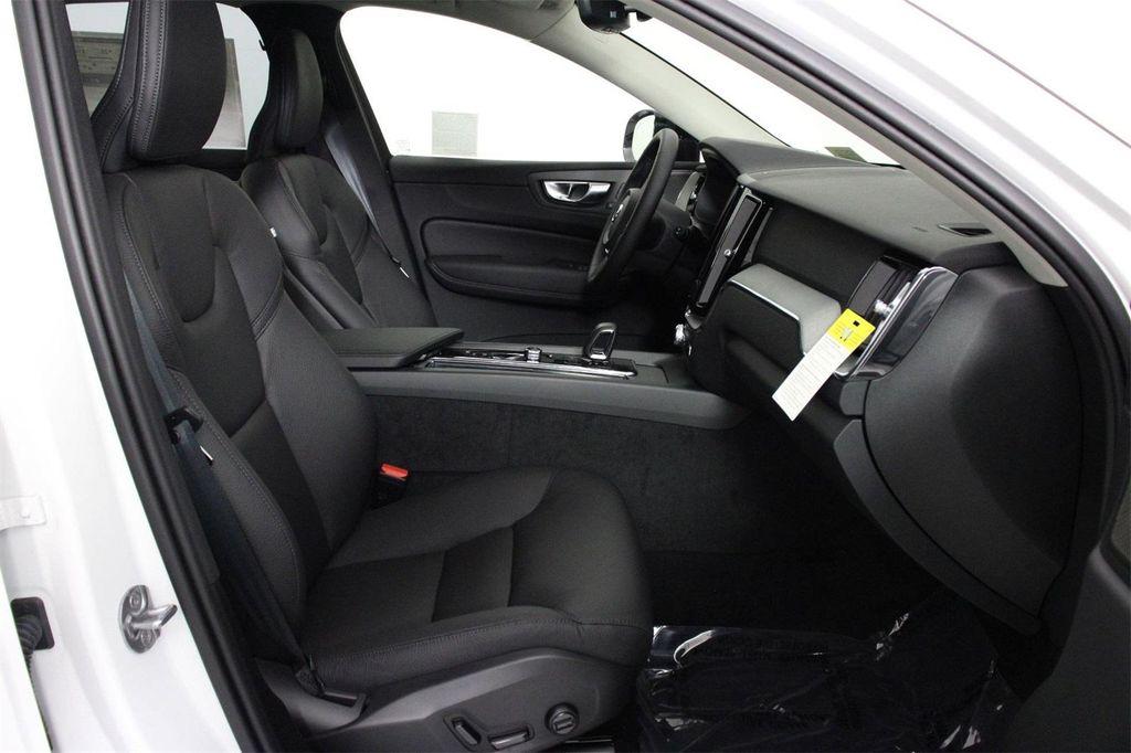 new 2025 Volvo XC60 Plug-In Hybrid car, priced at $67,450