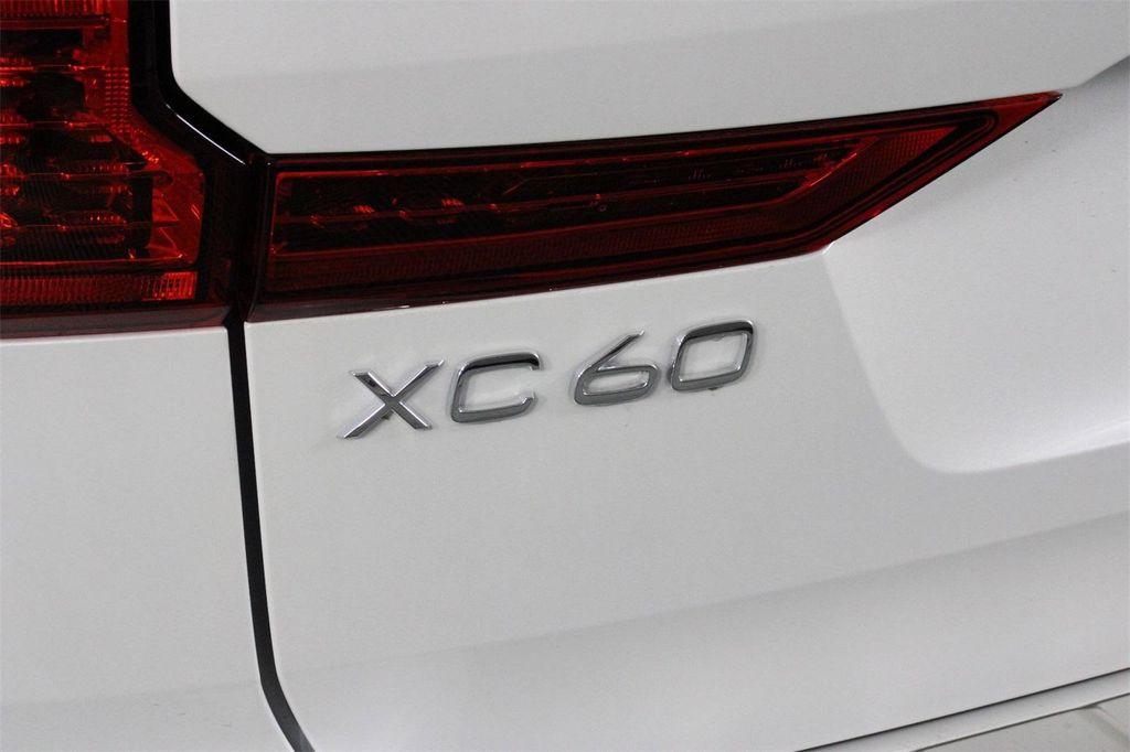 new 2025 Volvo XC60 Plug-In Hybrid car, priced at $67,450