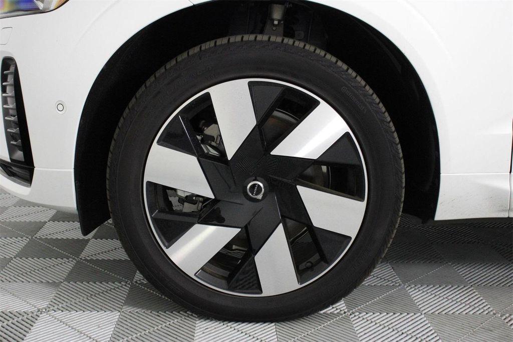 new 2025 Volvo XC60 Plug-In Hybrid car, priced at $67,450