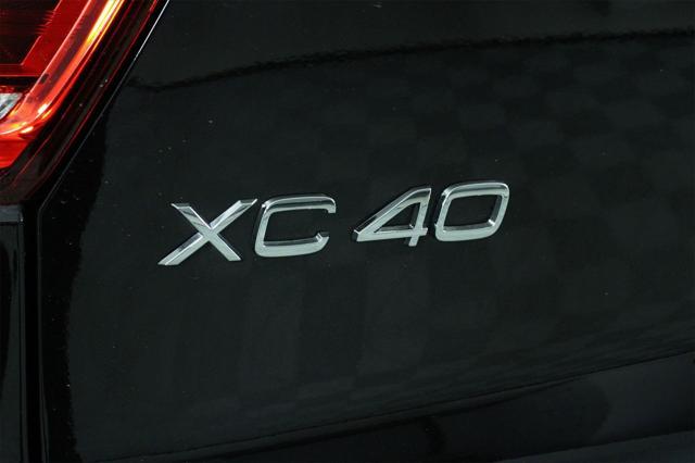 used 2025 Volvo XC40 car, priced at $35,987