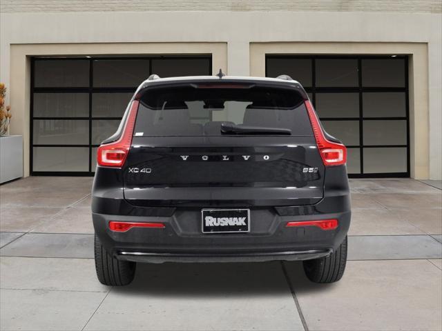 used 2025 Volvo XC40 car, priced at $35,987
