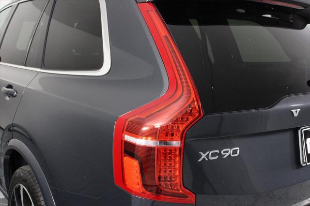 used 2022 Volvo XC90 Recharge Plug-In Hybrid car, priced at $43,991