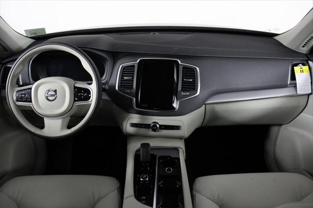 new 2025 Volvo XC90 car, priced at $59,925