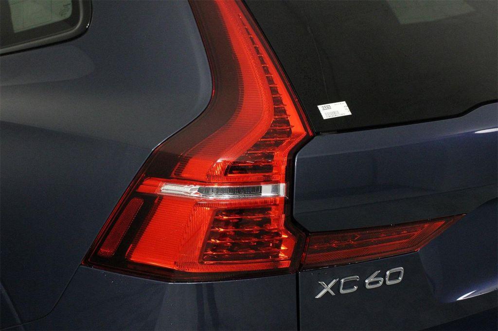 new 2025 Volvo XC60 car, priced at $40,890