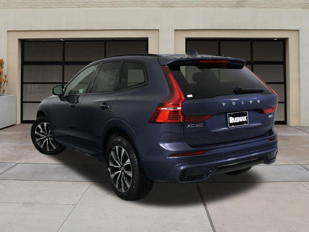 new 2025 Volvo XC60 car, priced at $40,890