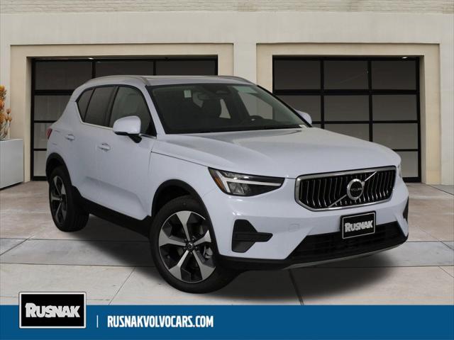 new 2025 Volvo XC40 car, priced at $46,265