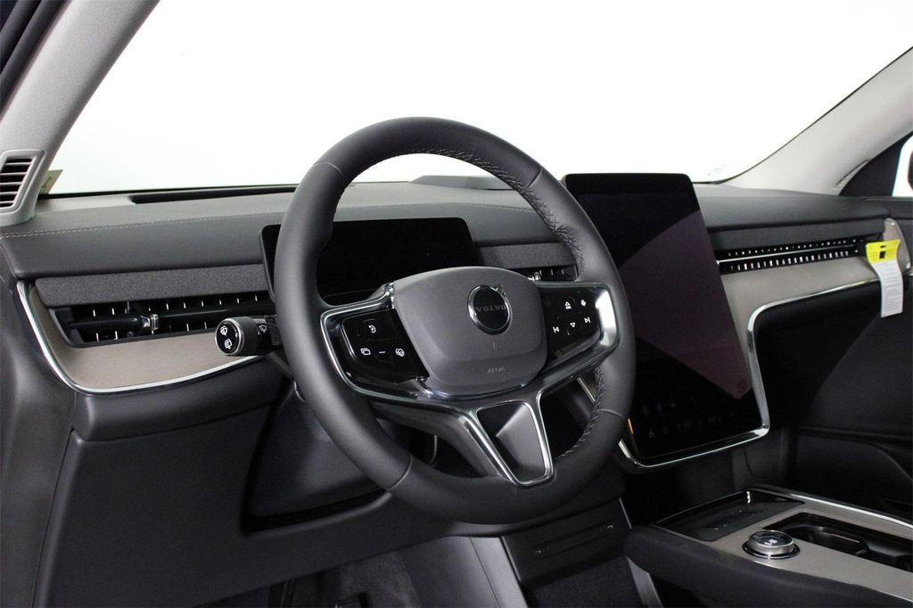 new 2025 Volvo EX90 car, priced at $84,920