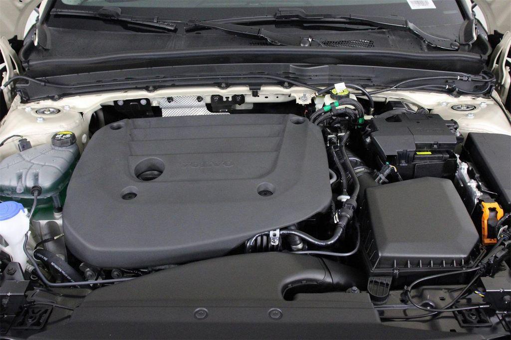 new 2026 Volvo XC40 car, priced at $53,975