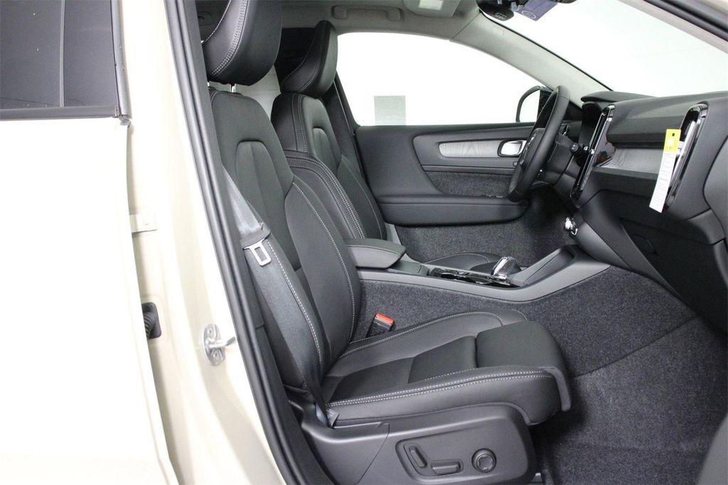 new 2026 Volvo XC40 car, priced at $53,975