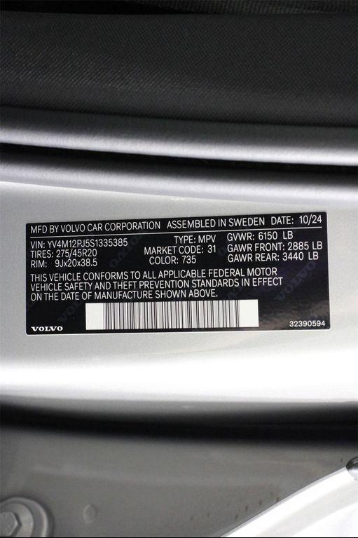 used 2025 Volvo XC90 car, priced at $47,995