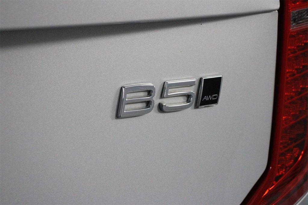 used 2025 Volvo XC90 car, priced at $47,995