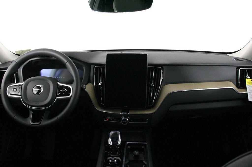 new 2026 Volvo XC60 car, priced at $58,015