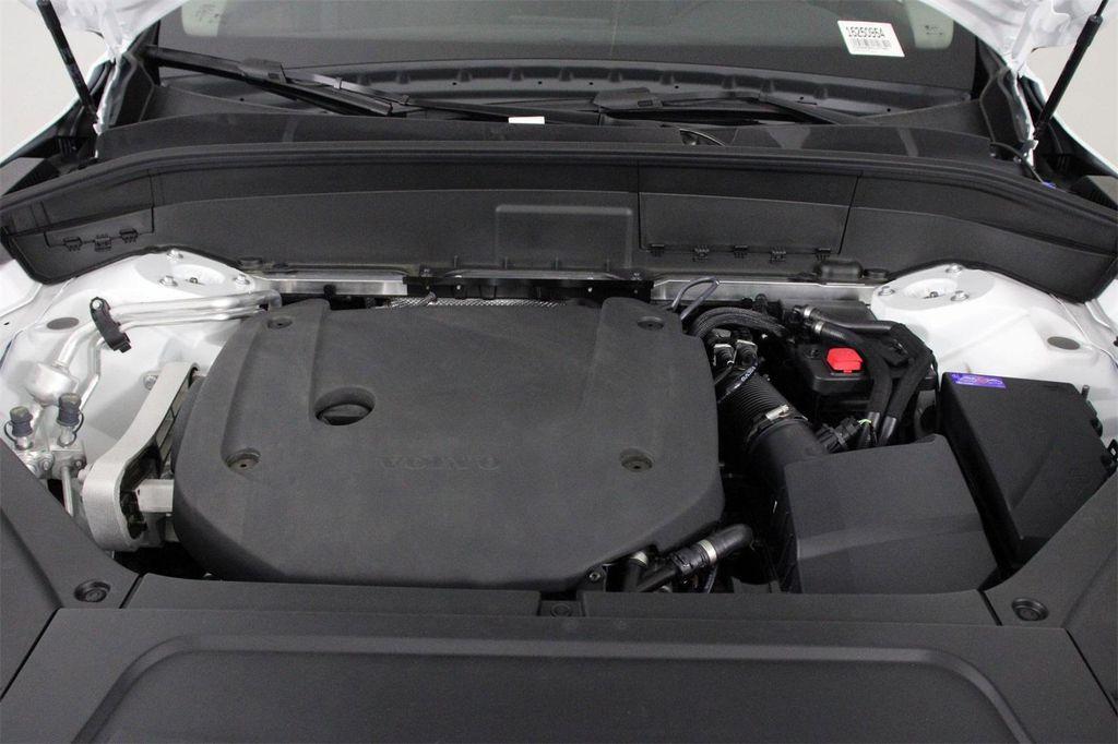 new 2025 Volvo XC90 car, priced at $65,640