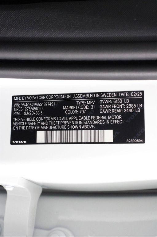 new 2025 Volvo XC90 car, priced at $65,640
