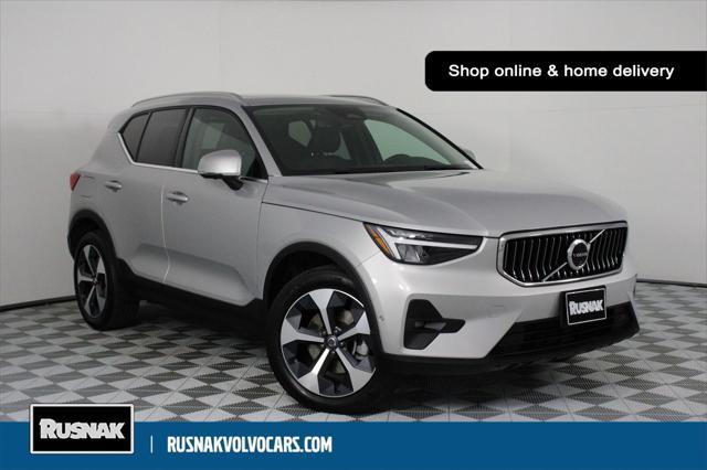 used 2025 Volvo XC40 car, priced at $34,922