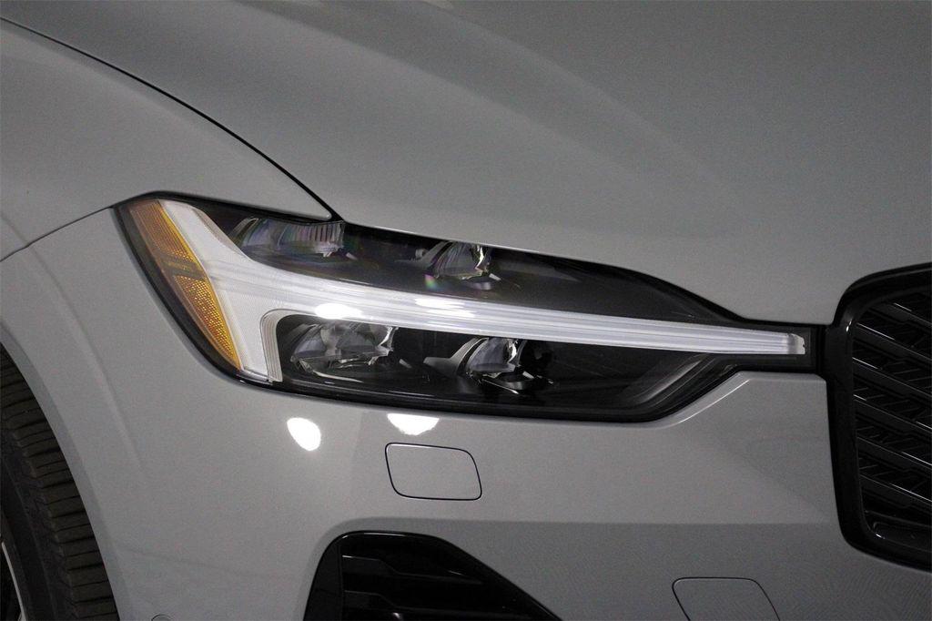 new 2026 Volvo XC60 Plug-In Hybrid car, priced at $69,285