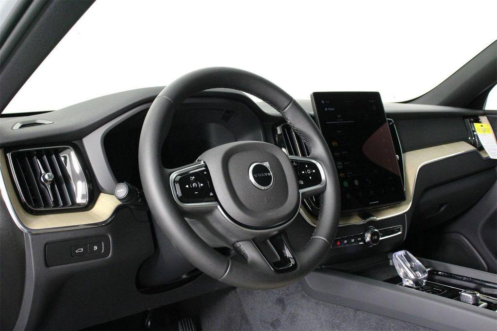 new 2026 Volvo XC60 Plug-In Hybrid car, priced at $69,285