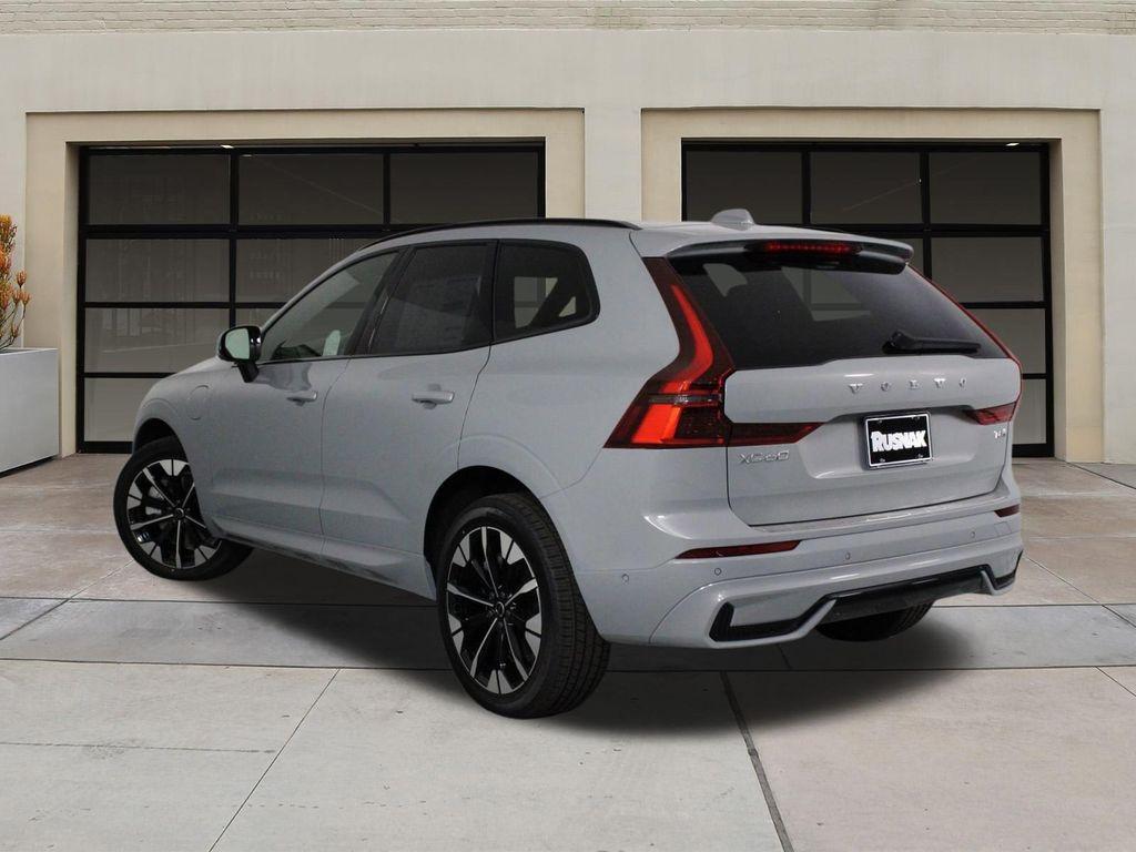 new 2026 Volvo XC60 Plug-In Hybrid car, priced at $69,285