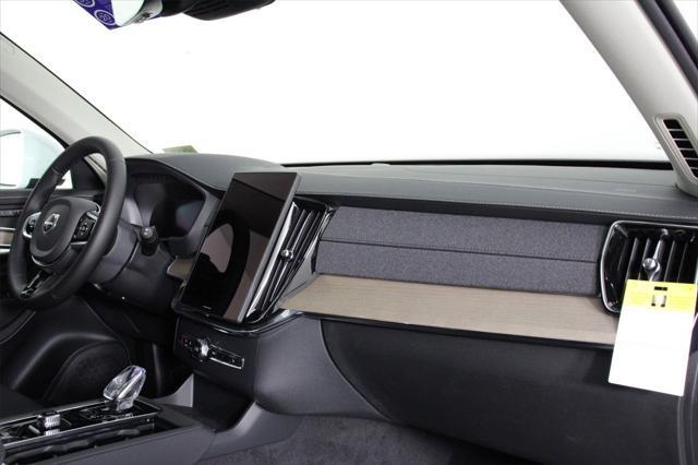 new 2025 Volvo XC90 car, priced at $61,795