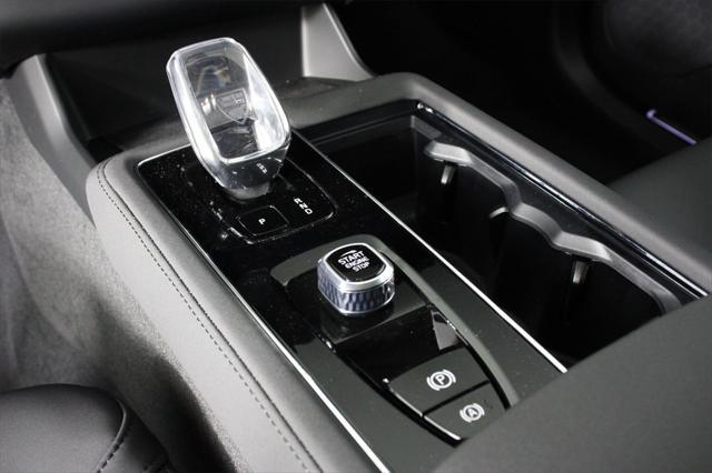 new 2025 Volvo XC90 car, priced at $61,795