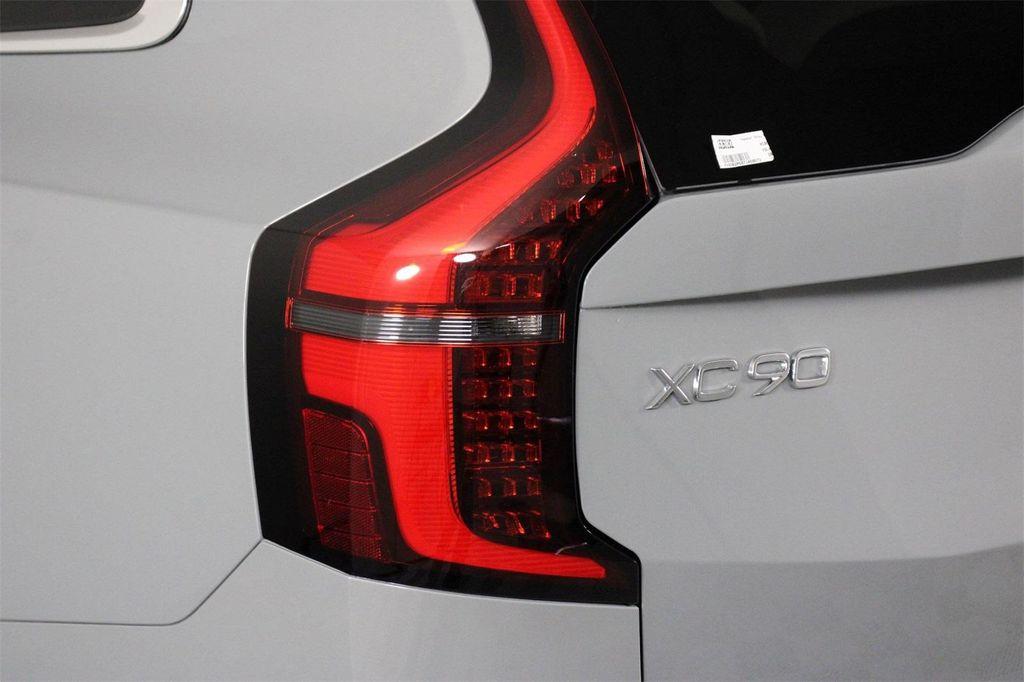 new 2026 Volvo XC90 car, priced at $70,985