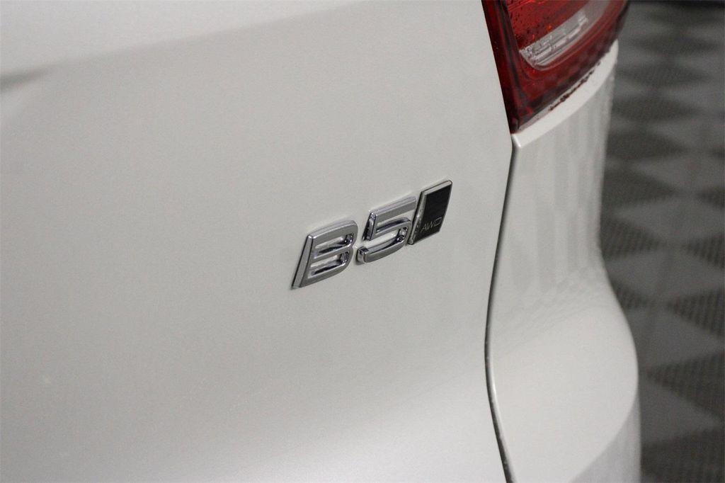 used 2025 Volvo XC40 car, priced at $36,035