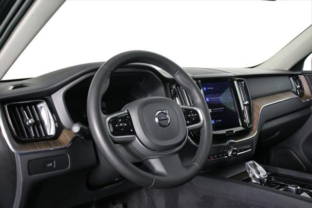 used 2023 Volvo XC60 car, priced at $36,995