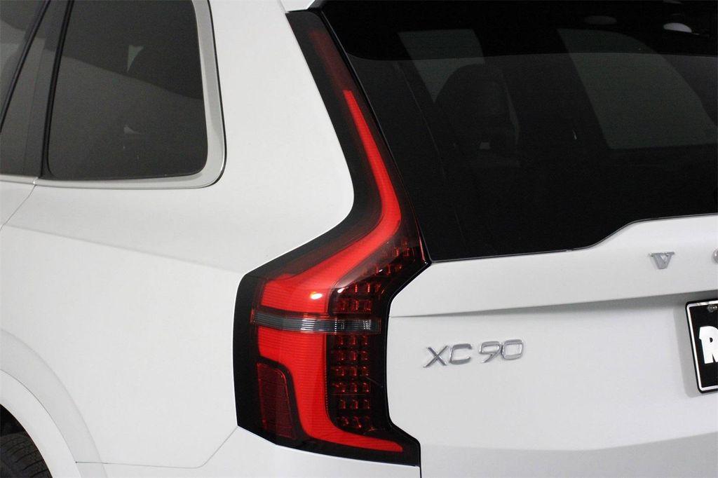 new 2026 Volvo XC90 car, priced at $68,230